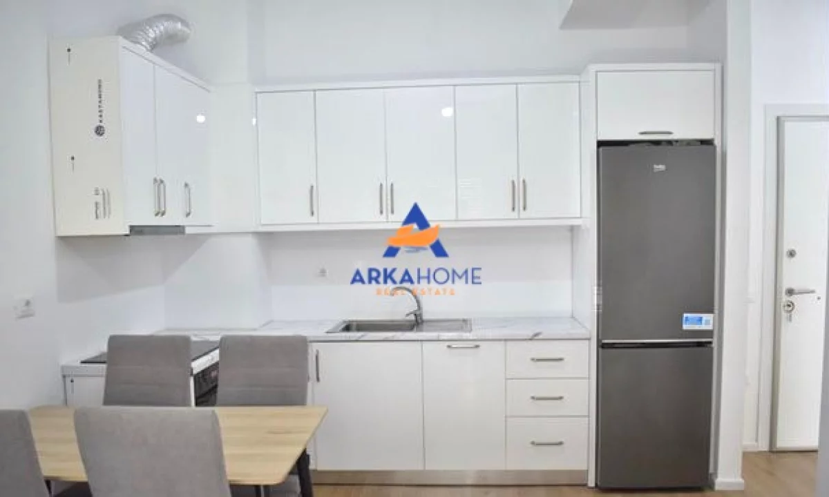 Shtepi me qera Apartament ne Tirane, 1+1, Mobilimi E mobiluar, Pagesa 473  Euro.
