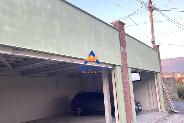 Ambient biznesi me qera 1+1 ne Tirane - 421 Euro