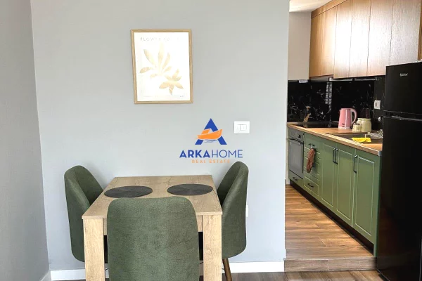 Shtepi me qera Apartament ne Tirane, 1+1, Mobilimi E mobiluar, Pagesa 650  Euro.