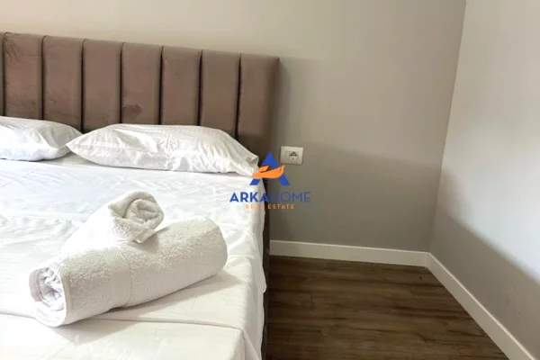 Shtepi me qera Apartament ne Tirane, 1+1, Mobilimi E mobiluar, Pagesa 650  Euro.