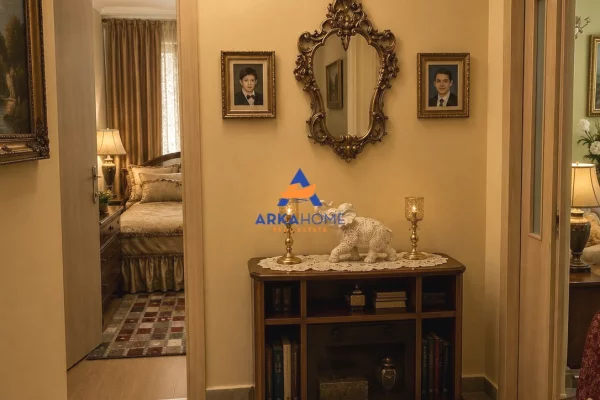 Shtepi ne shitje Apartament ne Tirane, 2+1, Mobilimi E mobiluar, Pagesa 170,000  Euro.