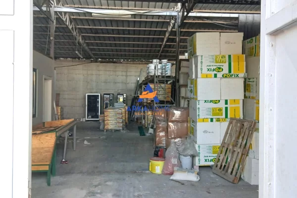 JEPET ME QERA MAGAZINE 500M2+400M2 OBORR "NE YZBERISHT" 2.000.000 LEKE