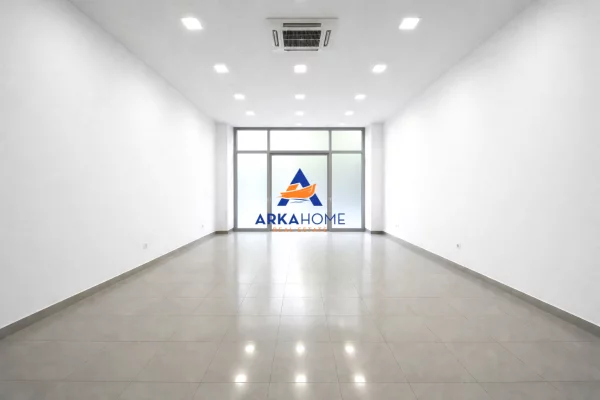 Business Property for Rent 1+1 in Tirana - 1,500 Euro