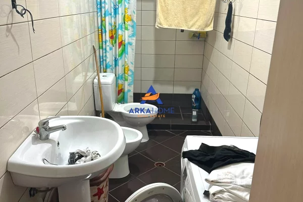 Shtepi ne shitje Apartament ne Tirane, 1+1, Mobilimi E mobiluar, Pagesa 114,000  Euro.