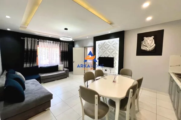 Shtepi ne shitje Apartament ne Tirane, 1+1, Mobilimi E mobiluar, Pagesa 315,000  Euro.