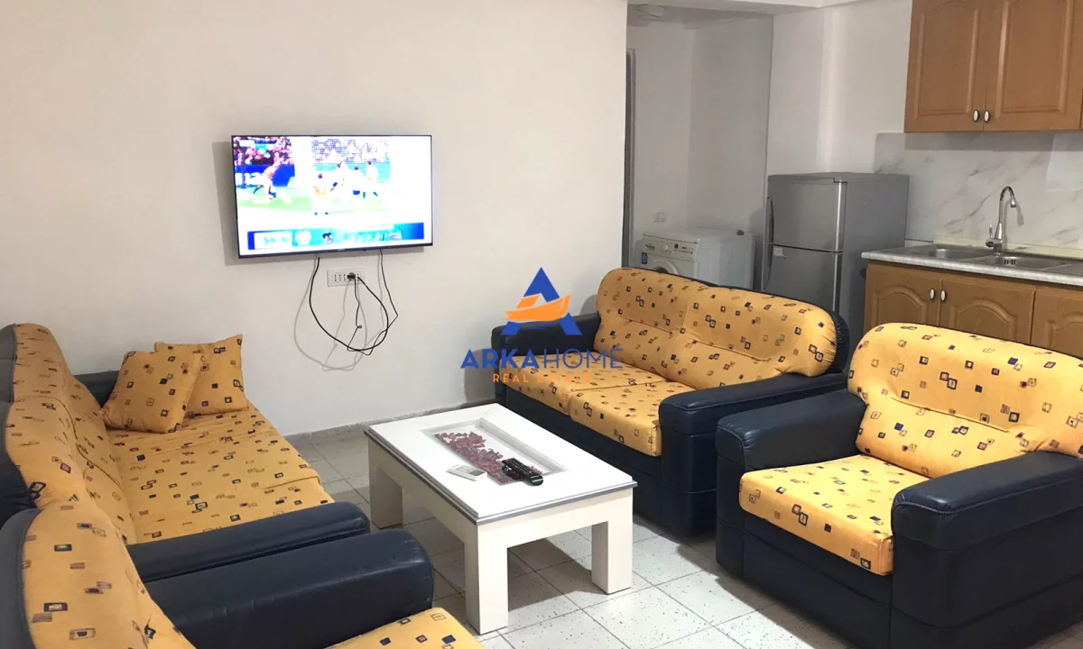 Appartamento in affitto a Tirana 1+1, Arredato
