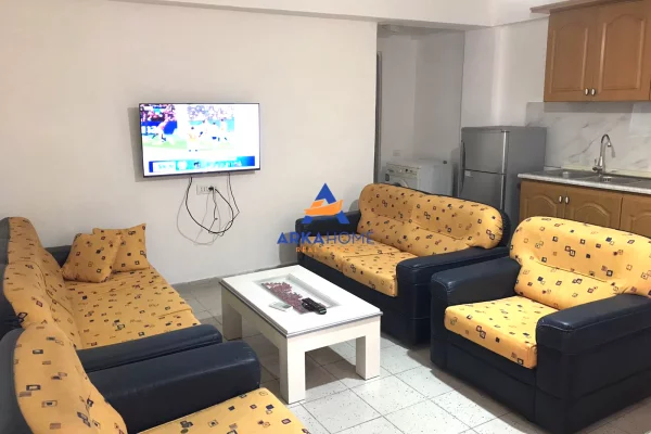 Shtepi me qera 1+1 ne Tirane - 400 Euro