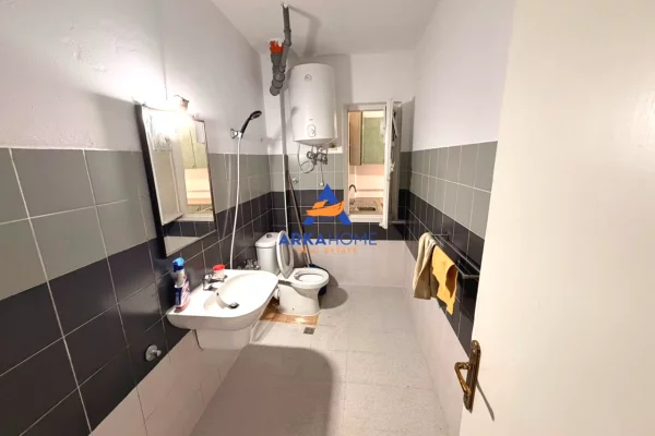 Shtepi me qera Apartament ne Tirane, 1+1, Mobilimi E mobiluar, Pagesa 527  Euro.