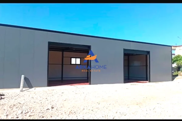 Ambient biznesi me qera 4+1 ne Tirane - 843 Euro