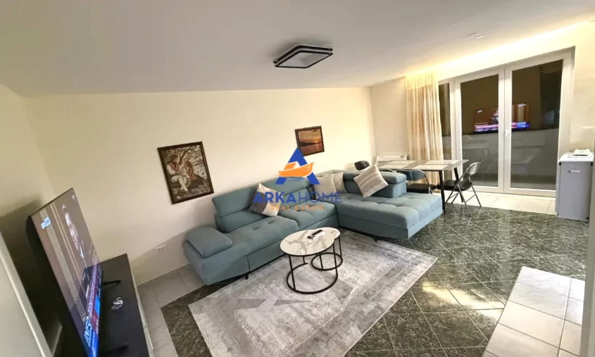 Shtepi me qera Apartament ne Tirane, 1+1, Mobilimi E mobiluar, Pagesa 611  Euro.