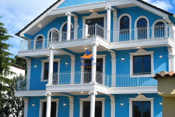 Ambient biznesi me qera 1+1 ne Tirane - 5,274 Euro