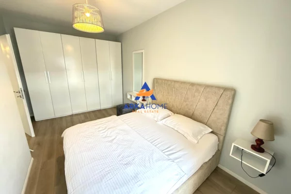 Shtepi me qera Apartament ne Tirane, 2+1, Mobilimi E mobiluar, Pagesa 949  Euro.