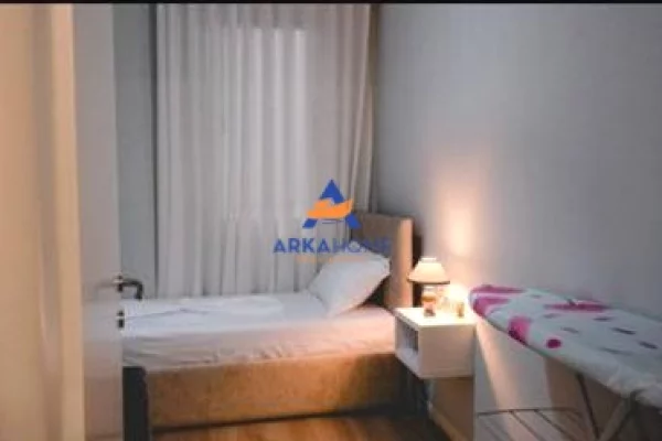 Shtepi me qera Apartament ne Tirane, 2+1, Mobilimi E mobiluar, Pagesa 949  Euro.