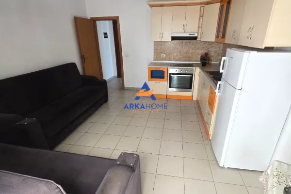 Shtepi ne shitje Apartament ne Durres, 1+1, Mobilimi E mobiluar, Pagesa 82,453  Euro.
