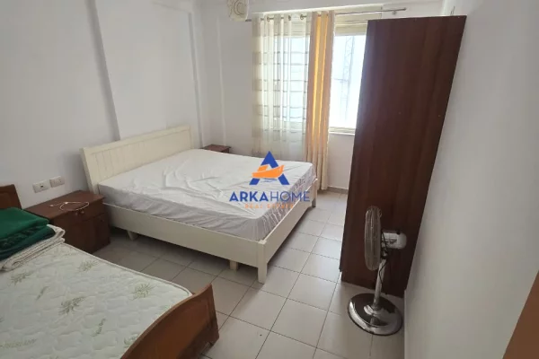 Shtepi ne shitje Apartament ne Durres, 1+1, Mobilimi E mobiluar, Pagesa 82,453  Euro.