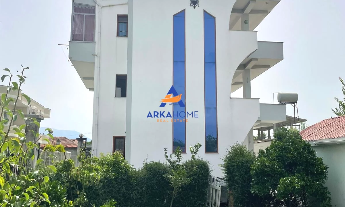 Shtepi me qera Apartament ne Tirane, 2+1, Mobilimi E mobiluar, Pagesa 369  Euro.