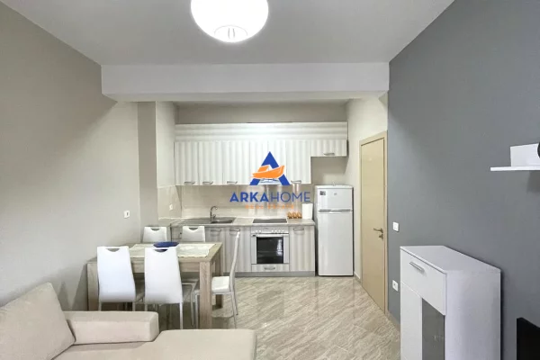 Shtepi me qera Apartament ne Tirane, 1+1, Mobilimi E mobiluar, Pagesa 581  Euro.