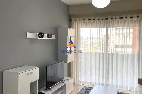 Shtepi me qera Apartament ne Tirane, 1+1, Mobilimi E mobiluar, Pagesa 581  Euro.