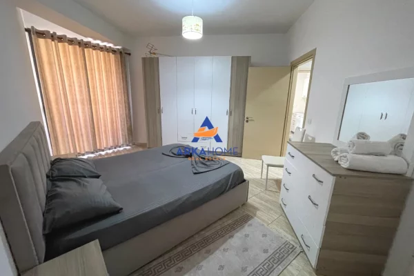 Shtepi me qera Apartament ne Tirane, 1+1, Mobilimi E mobiluar, Pagesa 581  Euro.