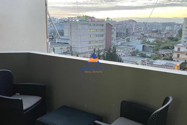 Shtepi me qera Apartament ne Tirane, 1+1, Mobilimi E mobiluar, Pagesa 581  Euro.