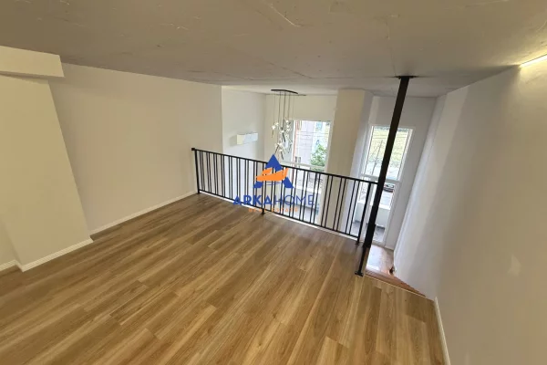 Shtepi me qera Apartament ne Tirane, 1+1, Mobilimi Bosh, pa mobiluar, Pagesa 450  Euro.