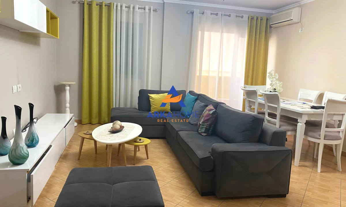 Shtepi me qera Apartament ne Tirane, 2+1, Mobilimi E mobiluar, Pagesa 687  Euro.