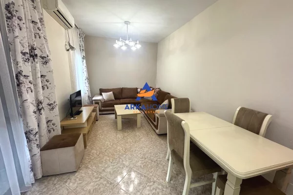 JEPET ME QERA APARTAMENT ME QIRA 1+1+BALLKON "PRANË SQUARE 21" 650 EURO