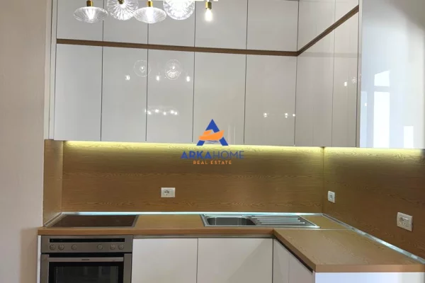 Shtepi me qera Apartament ne Tirane, 1+1, Mobilimi E mobiluar, Pagesa 650  Euro.