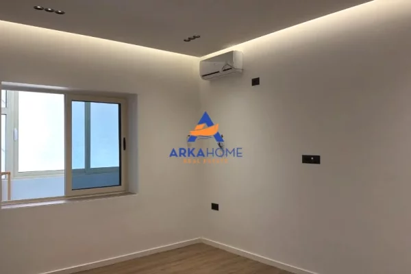 Ambient biznesi me qera 3+1 ne Tirane - 550 Euro