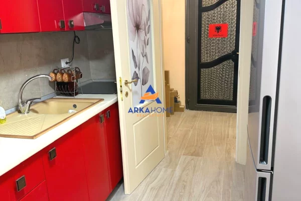 Shtepi me qera Apartament ne Tirane, 2+1, Mobilimi E mobiluar, Pagesa 252,300  Euro.