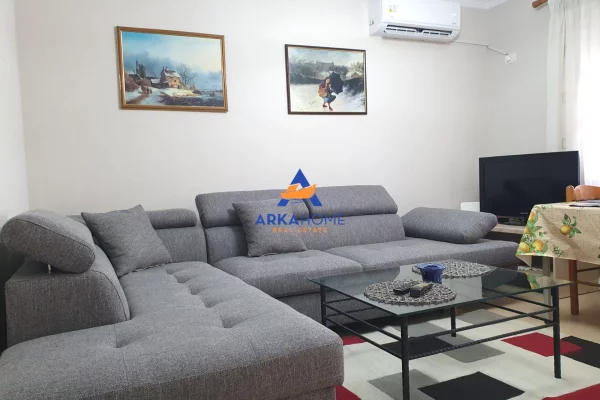 Shtepi ne shitje 2+1 ne Tirane - 180,000 Euro