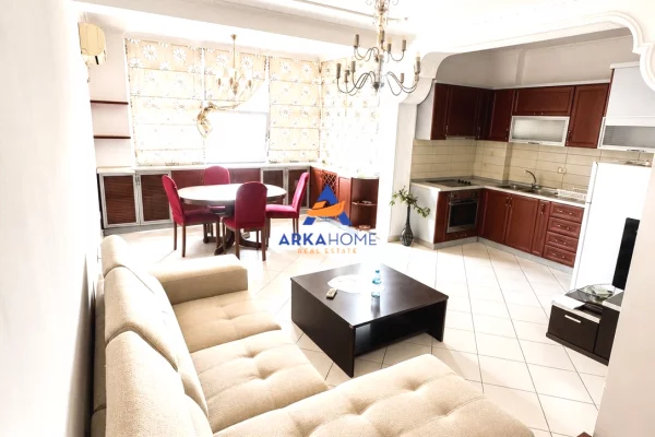 JEPET APARTAMENT ME QERA 2+1+BALLKON "PRANE BAR OSLO, ASTIR" 500 EURO
