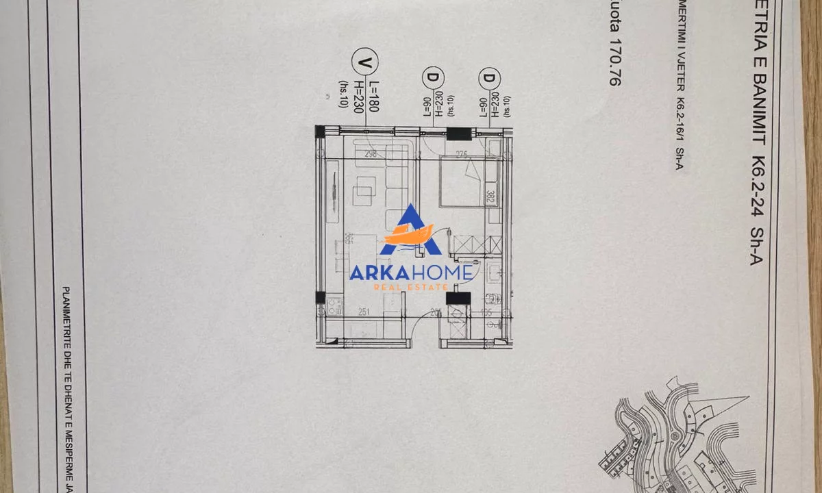 Shtepi ne shitje Apartament ne Tirane, 1+1, Mobilimi Bosh, pa mobiluar, Pagesa 97,000  Euro.