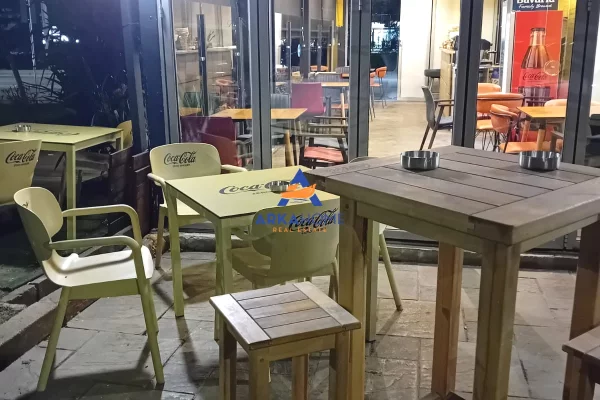 JEPET AMBIENT BIZNESI ME QERA 150M2 "PRANE GJYKATES CIVILE, VASIL SHANTO" 2500 EURO