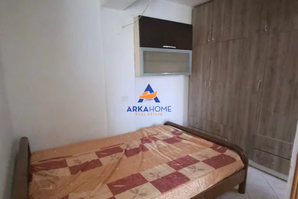Shtepi me qera Apartament ne Tirane, 2+1, Mobilimi E mobiluar, Pagesa 317  Euro.