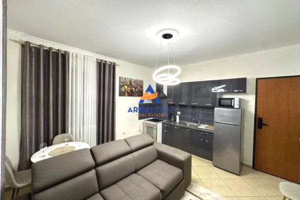 Shtepi me qera 1+1 ne Tirane - 422 Euro
