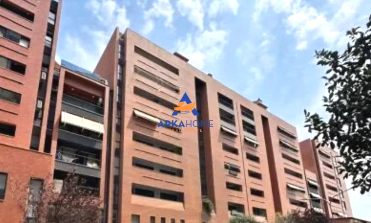 Shtepi me qera Apartament ne Tirane, 1+1, Mobilimi E mobiluar, Pagesa 634  Euro.