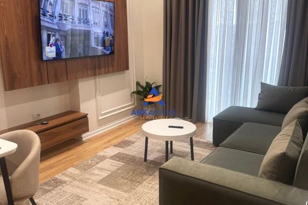 Shtepi me qera Apartament ne Tirane, 2+1, Mobilimi E mobiluar, Pagesa 800  Euro.