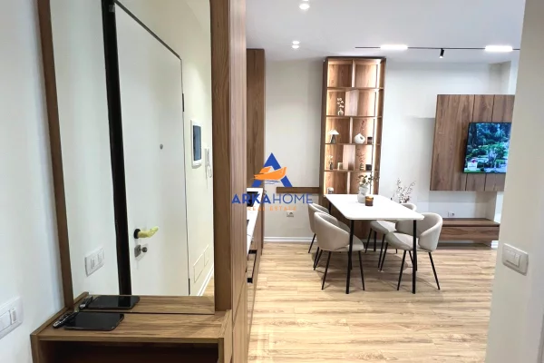 Shtepi me qera Apartament ne Tirane, 2+1, Mobilimi E mobiluar, Pagesa 800  Euro.