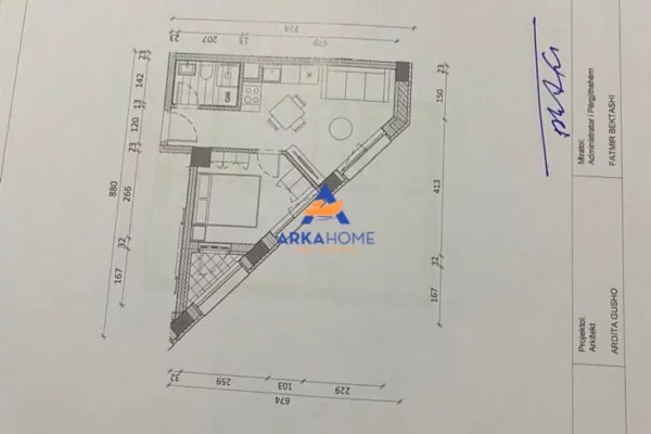 Shtepi ne shitje Apartament ne Tirane, 1+1, Mobilimi E mobiluar, Pagesa 86,400  Euro.