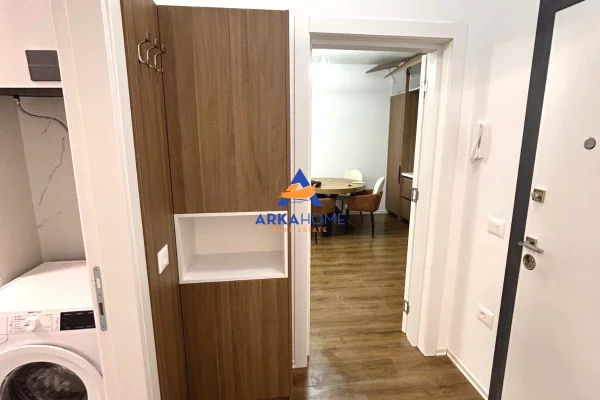 Shtepi me qera Apartament ne Tirane, 1+1, Mobilimi E mobiluar, Pagesa 550  Euro.
