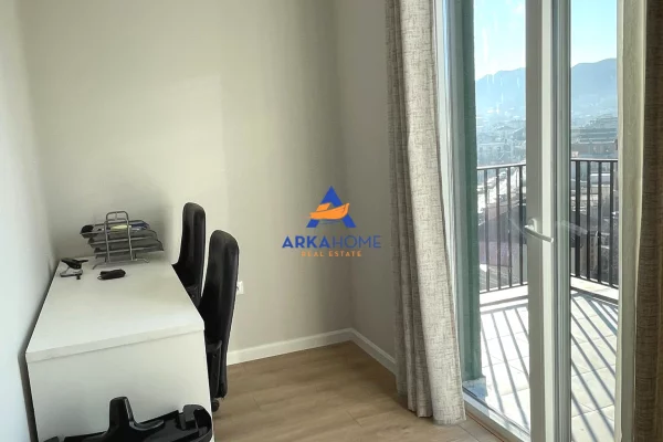 Shtepi ne shitje Apartament ne Tirane, 2+1, Mobilimi E mobiluar, Pagesa 175,000  Euro.