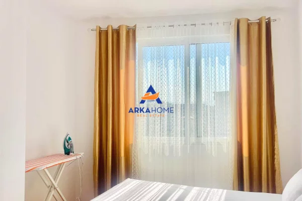 Shtepi ne shitje Apartament ne Tirane, 1+1, Mobilimi E mobiluar, Pagesa 115,000  Euro.