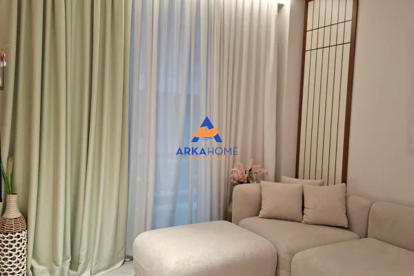 Shtepi ne shitje Apartament ne Tirane, 1+1, Mobilimi E mobiluar, Pagesa 520,000  Euro.