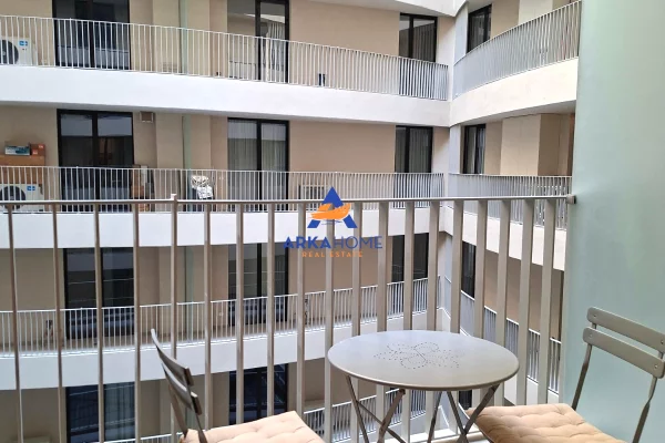 Shtepi ne shitje Apartament ne Tirane, 1+1, Mobilimi E mobiluar, Pagesa 520,000  Euro.