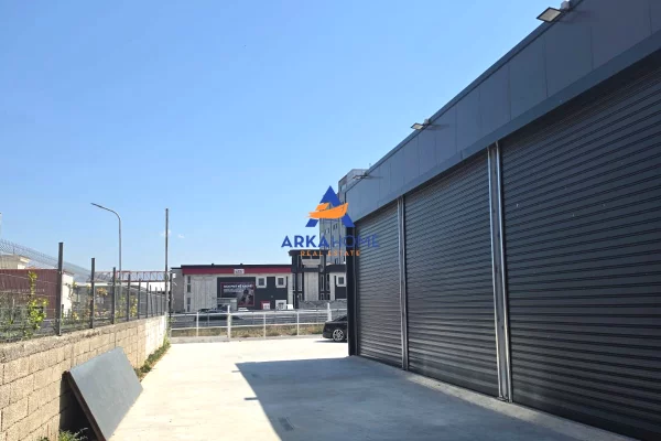 JEPET KAPANON ME QERA 140M2 "YRSHEK" 2500 EURO (I DISKUTUESHEM)