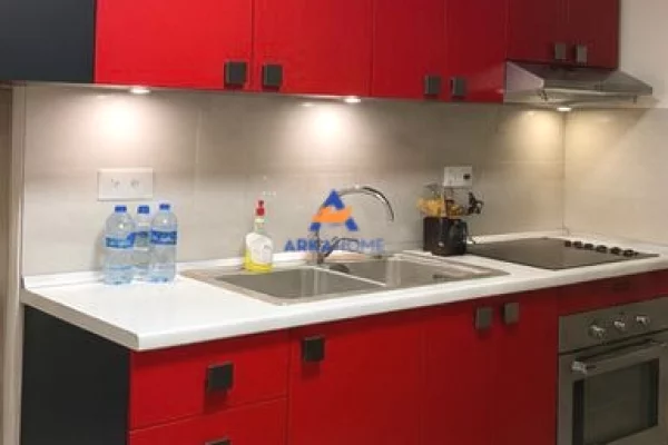 Shtepi ne shitje Apartament ne Tirane, 1+1, Mobilimi E mobiluar, Pagesa 252,300  Euro.