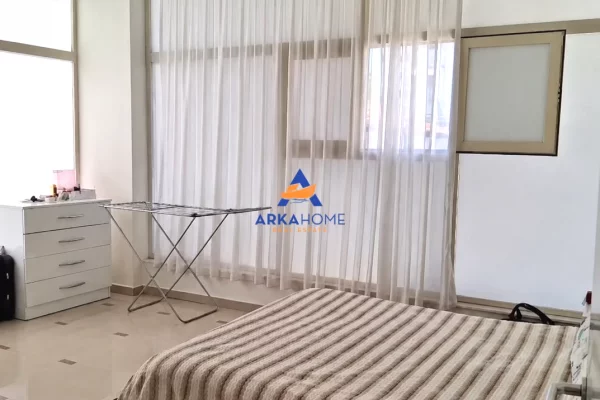 JEPET APARTMENT ME QERA 1+1+TUALET "ASTIR, AFER HOTEL ARC" 45.000 LEKE (I DISKUTUESHEM)