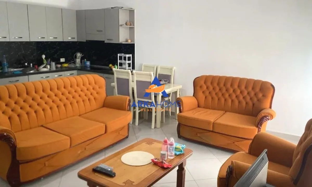 Shtepi me qera Apartament ne Tirane, 1+1, Mobilimi E mobiluar, Pagesa 479  Euro.