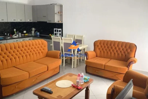 JEPET APARTAMENT 1+1 ME QERA "RRUGA NJAZI MEKA" 45.000 LEKE